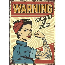 Plechová cedule Warning Woman at Work Velikost: A4 (30 x 20 cm)