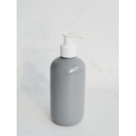 Šedá lahvička BELA 300 ml s bílým dávkovačem od DomaLEP.cz